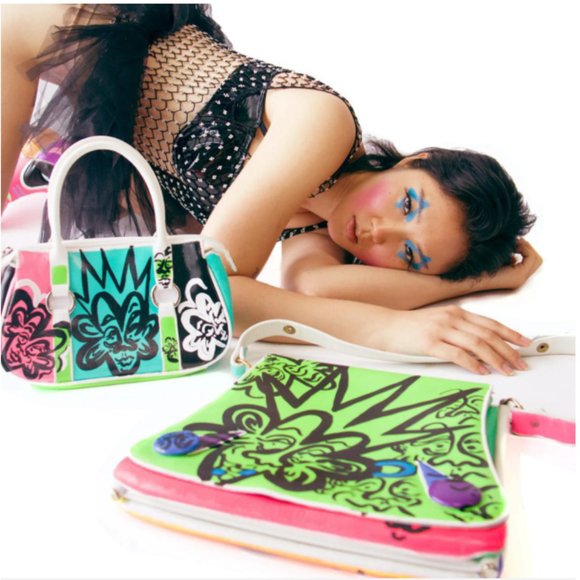 Handpainted neon bag - Picture 3 of 4